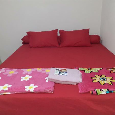 ג'מבי Almira Homestay Near Airport מראה חיצוני תמונה