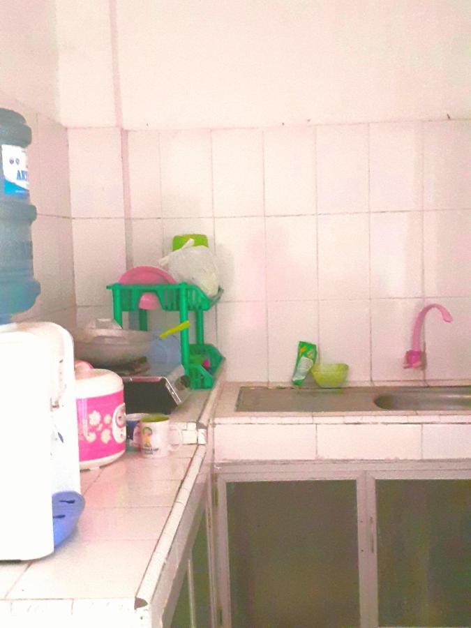 ג'מבי Almira Homestay Near Airport מראה חיצוני תמונה